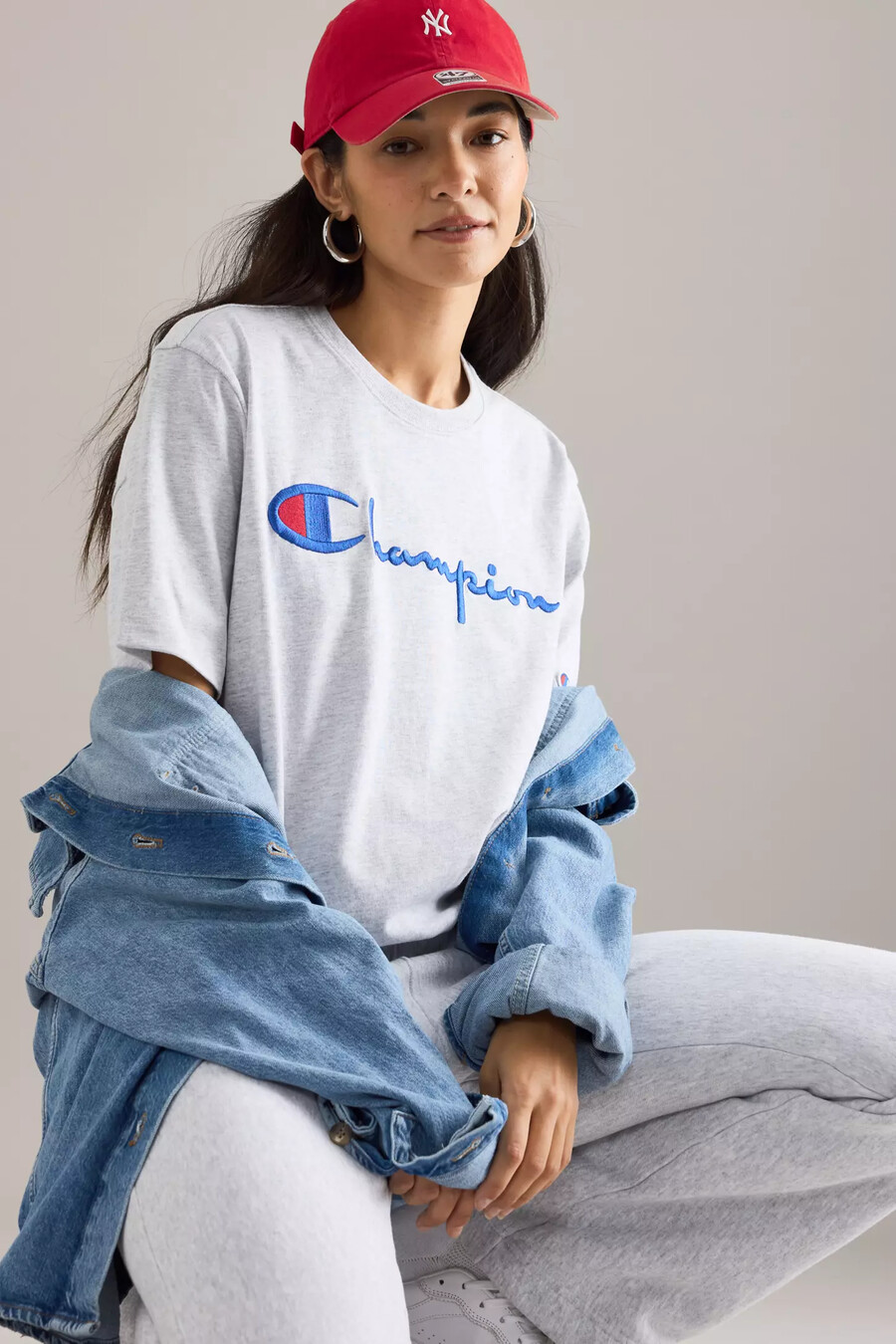 maglietta con logo ricamato champion