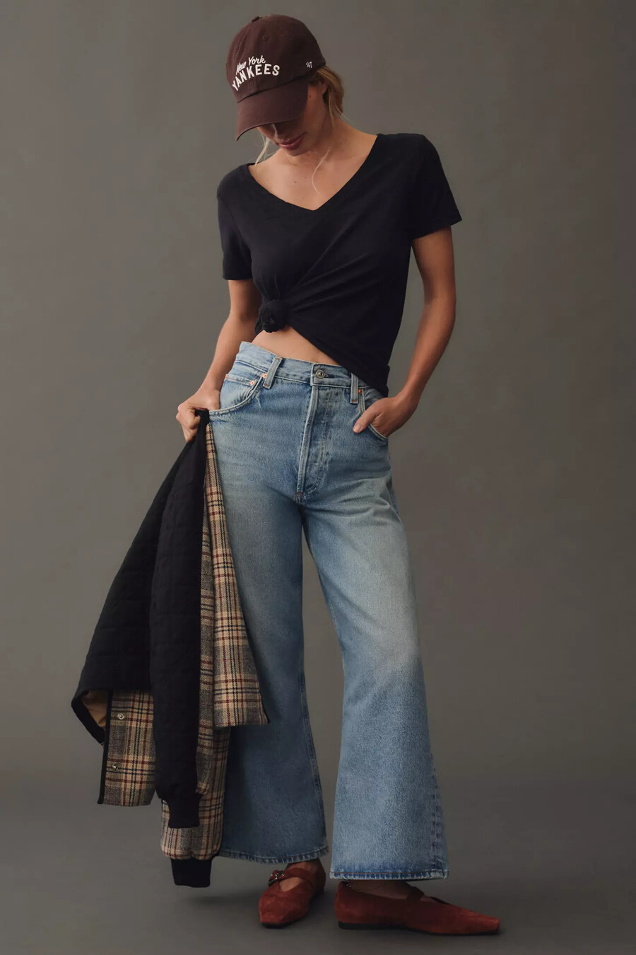 la maglietta bennie slim crew neck cotton-slub di pilcro edizione con scollo a v