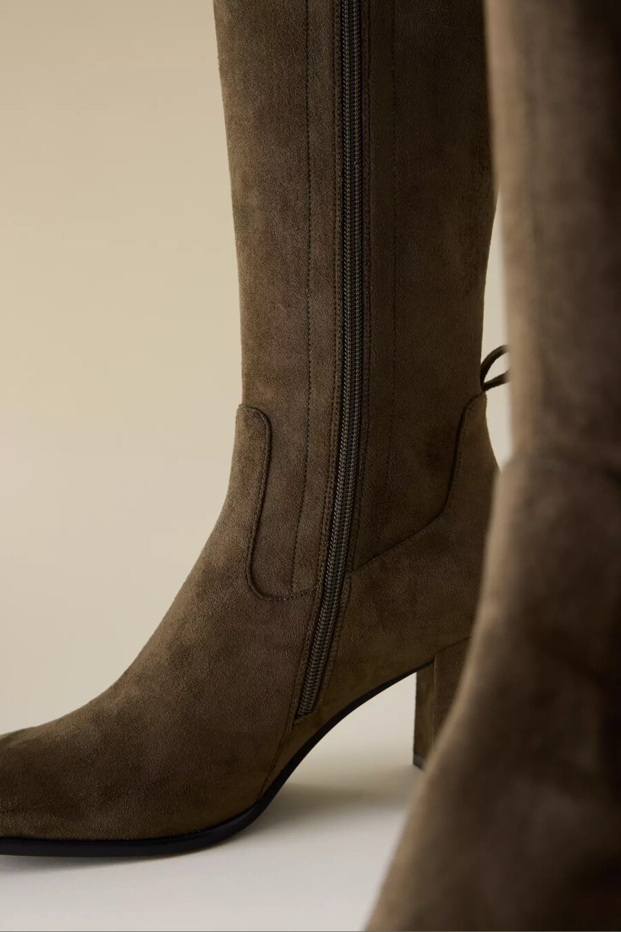 stivali alti fino al ginocchio jeffrey campbell hot lava