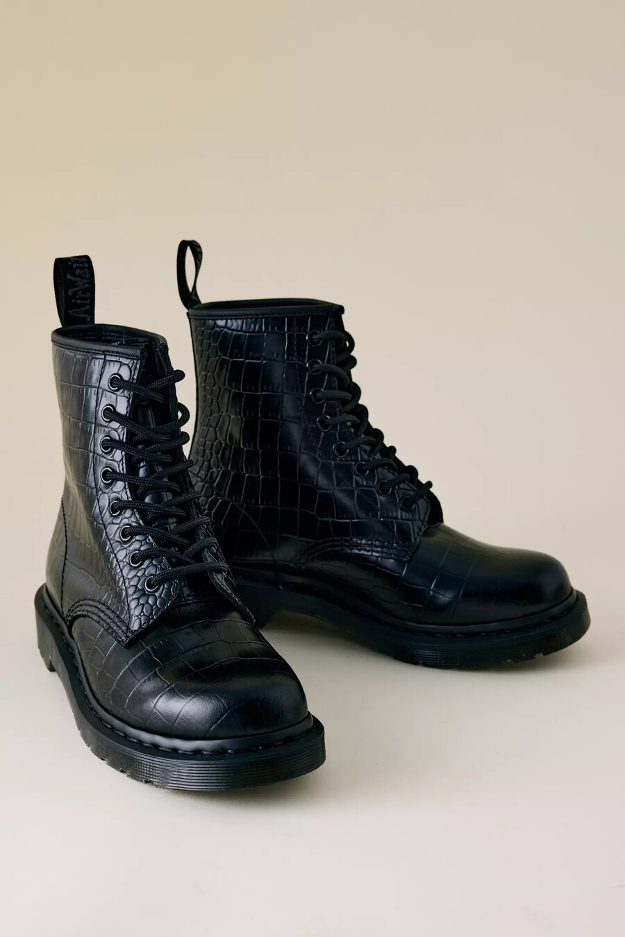 stivali dr. martens 1460 croc emboss