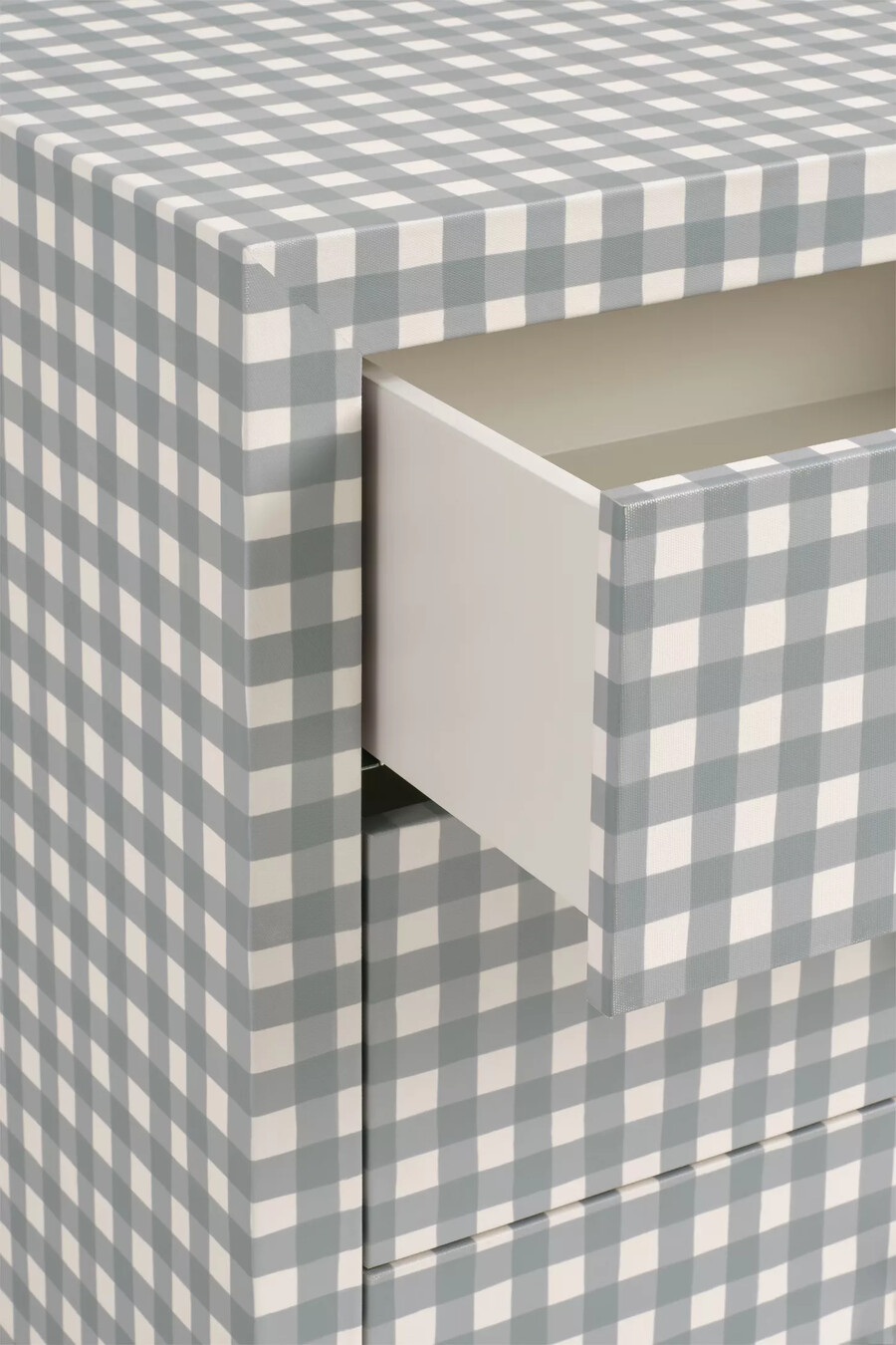 cassettiera hale a nove cassetti