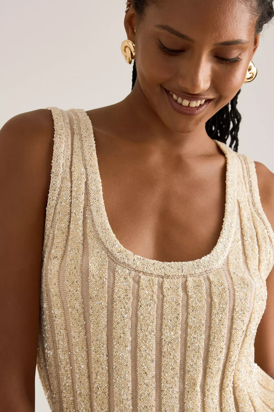 canotta con scollo a v e paillettes di anthropologie