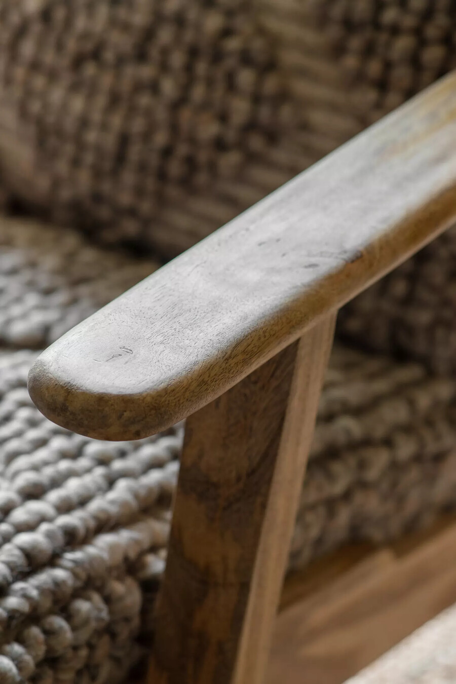 nkuku sedia keya in tessuto grosso e legno di mango