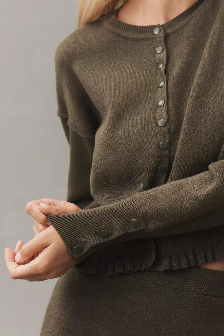 cardigan aderente con scollo rotondo pilcro