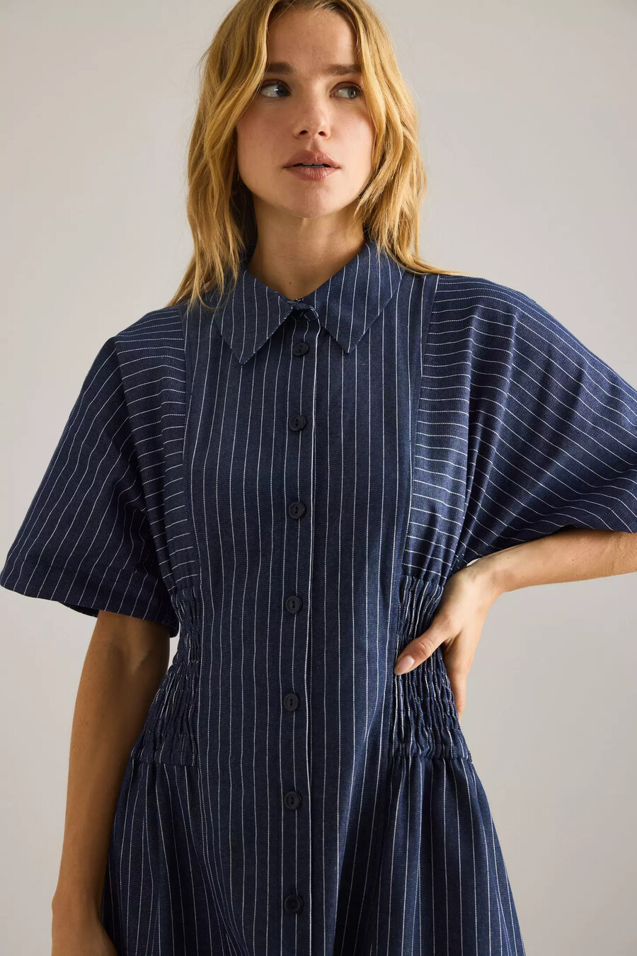 abito midi a camicia in denim a righe poppy di anthropologie