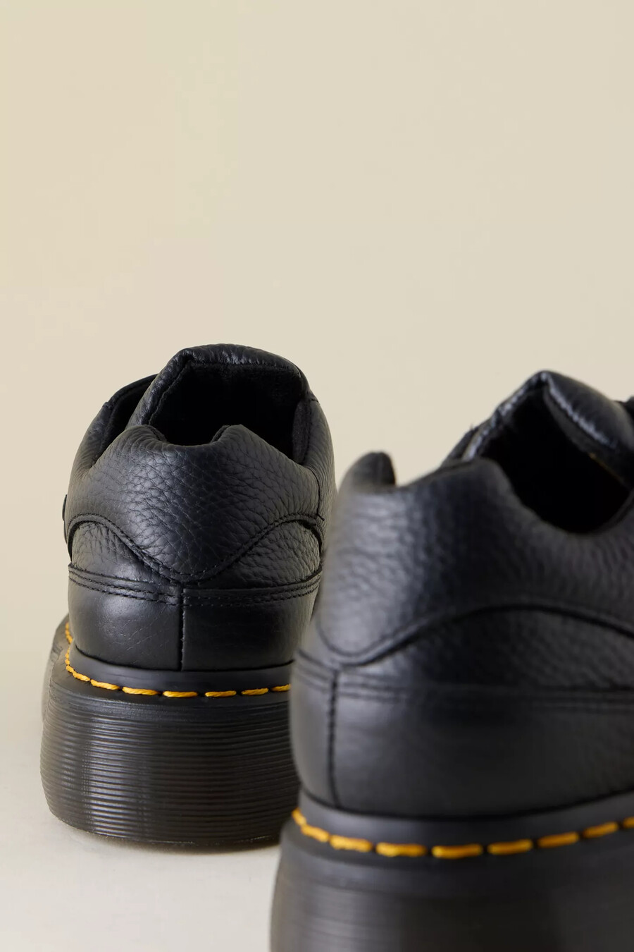 scarpe dr. martens buzz a 5 occhielli