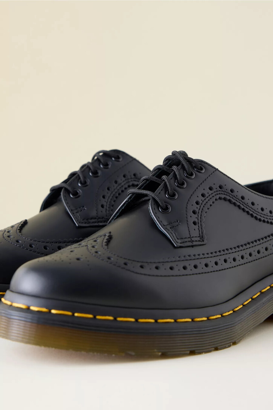 scarpe brogue in pelle liscia dr. martens 3989