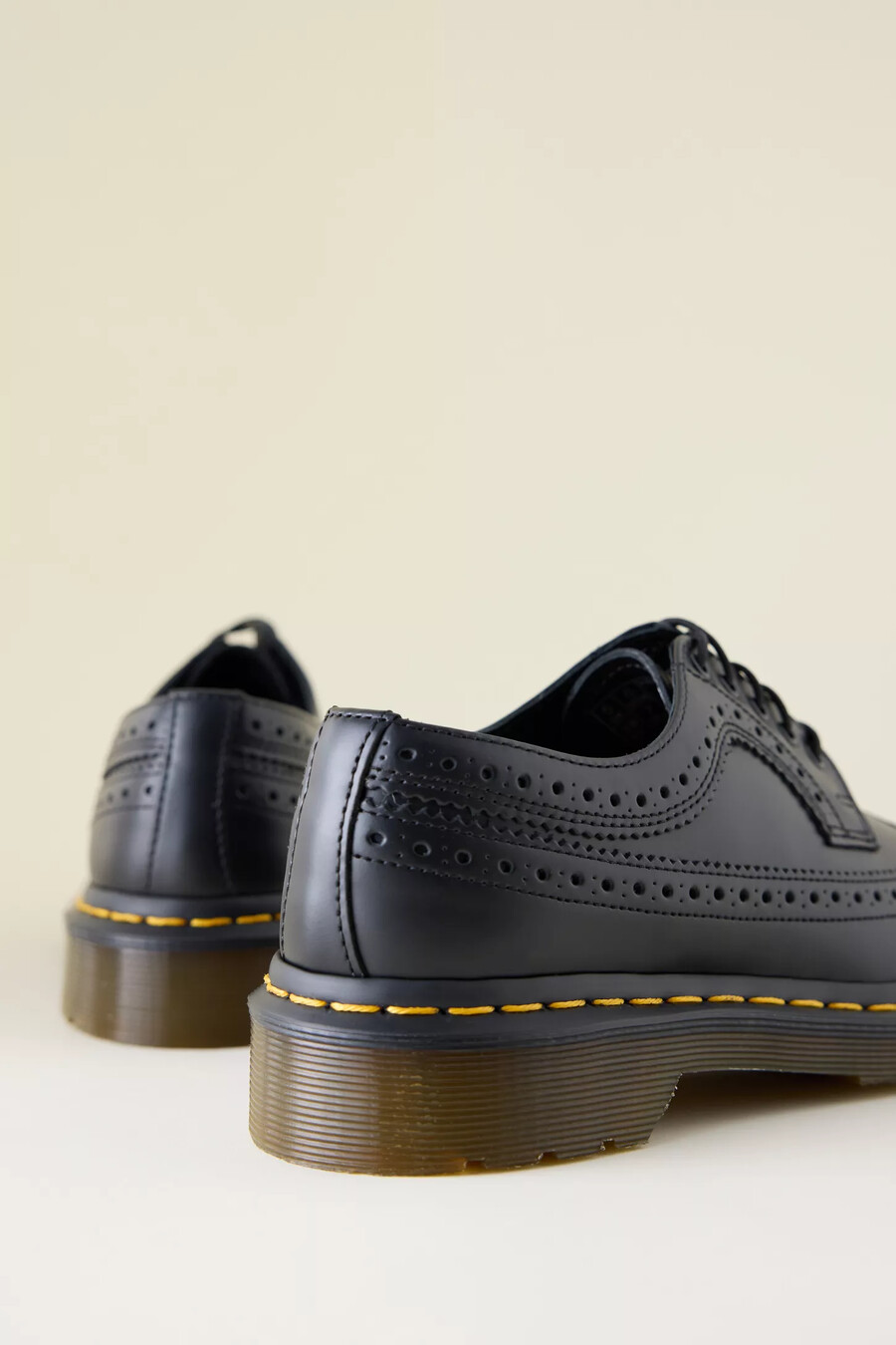 scarpe brogue in pelle liscia dr. martens 3989