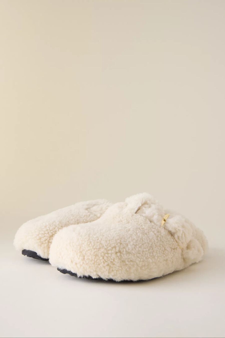 zoccoli in montone con fibbia grande birkenstock boston