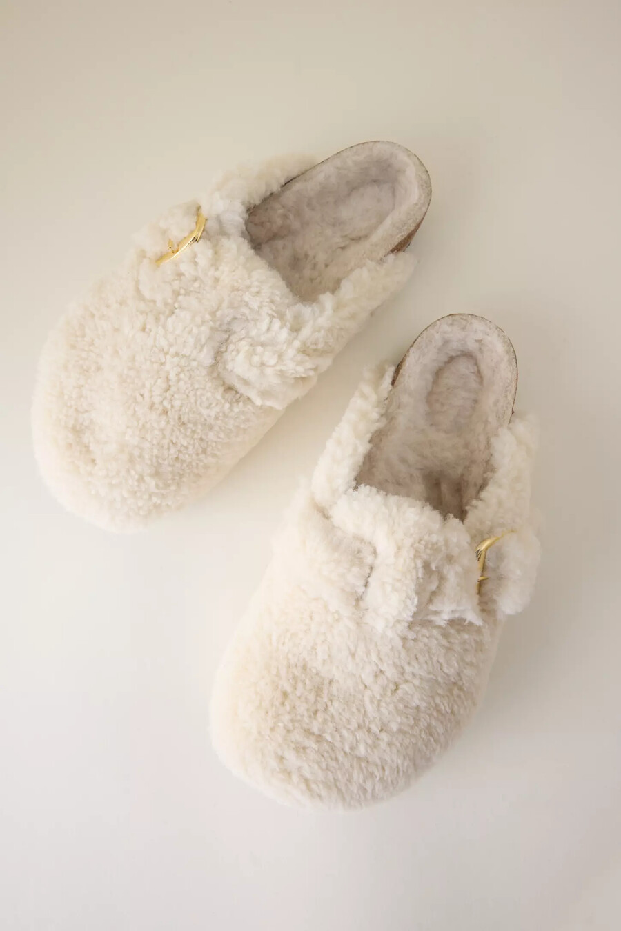 zoccoli in montone con fibbia grande birkenstock boston