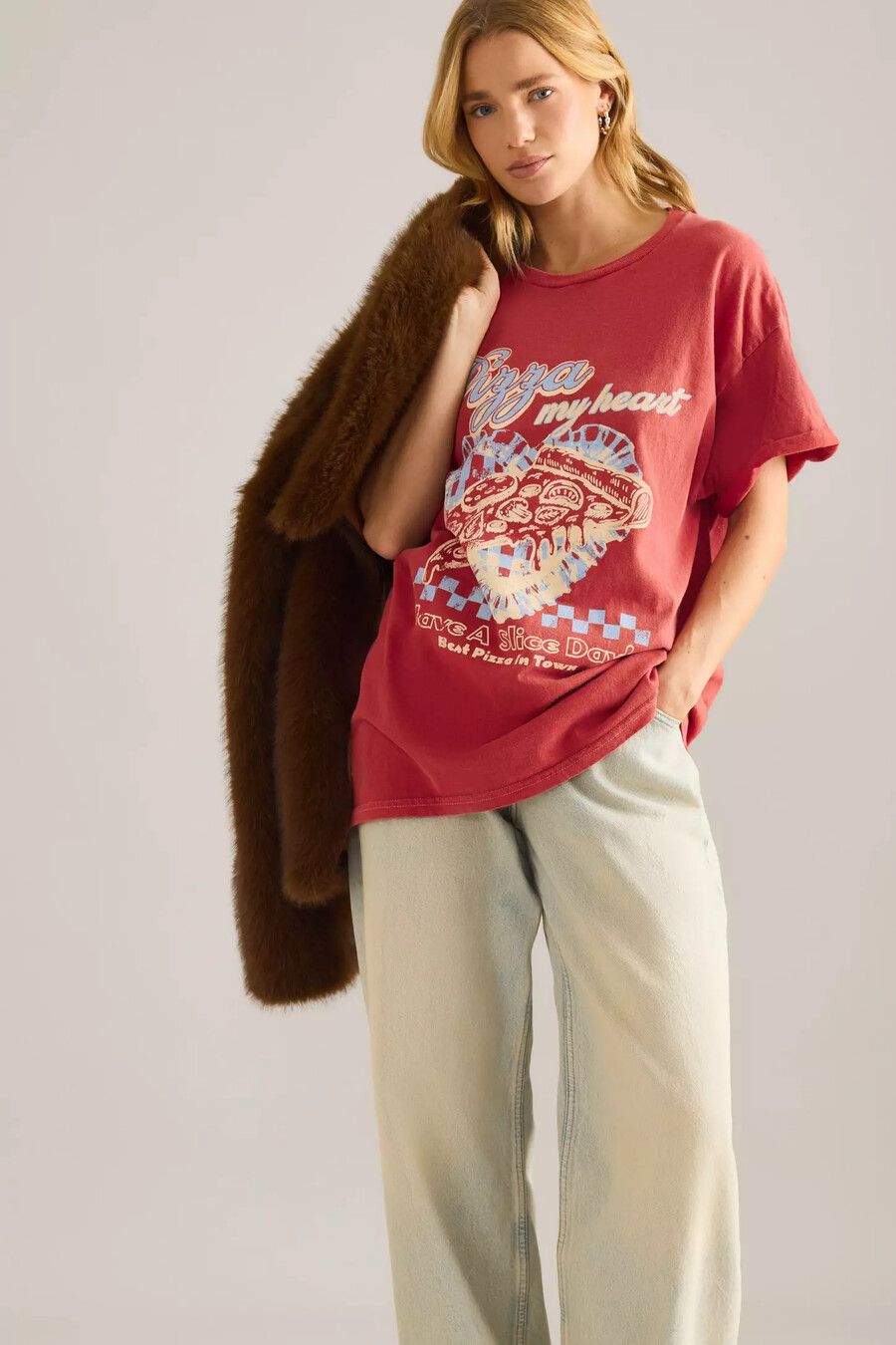 di anthropologie pizza my heart graphic boyfriend t-shirt