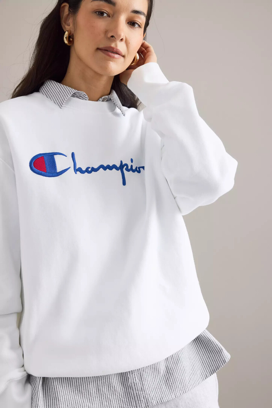 felpa con logo champion script