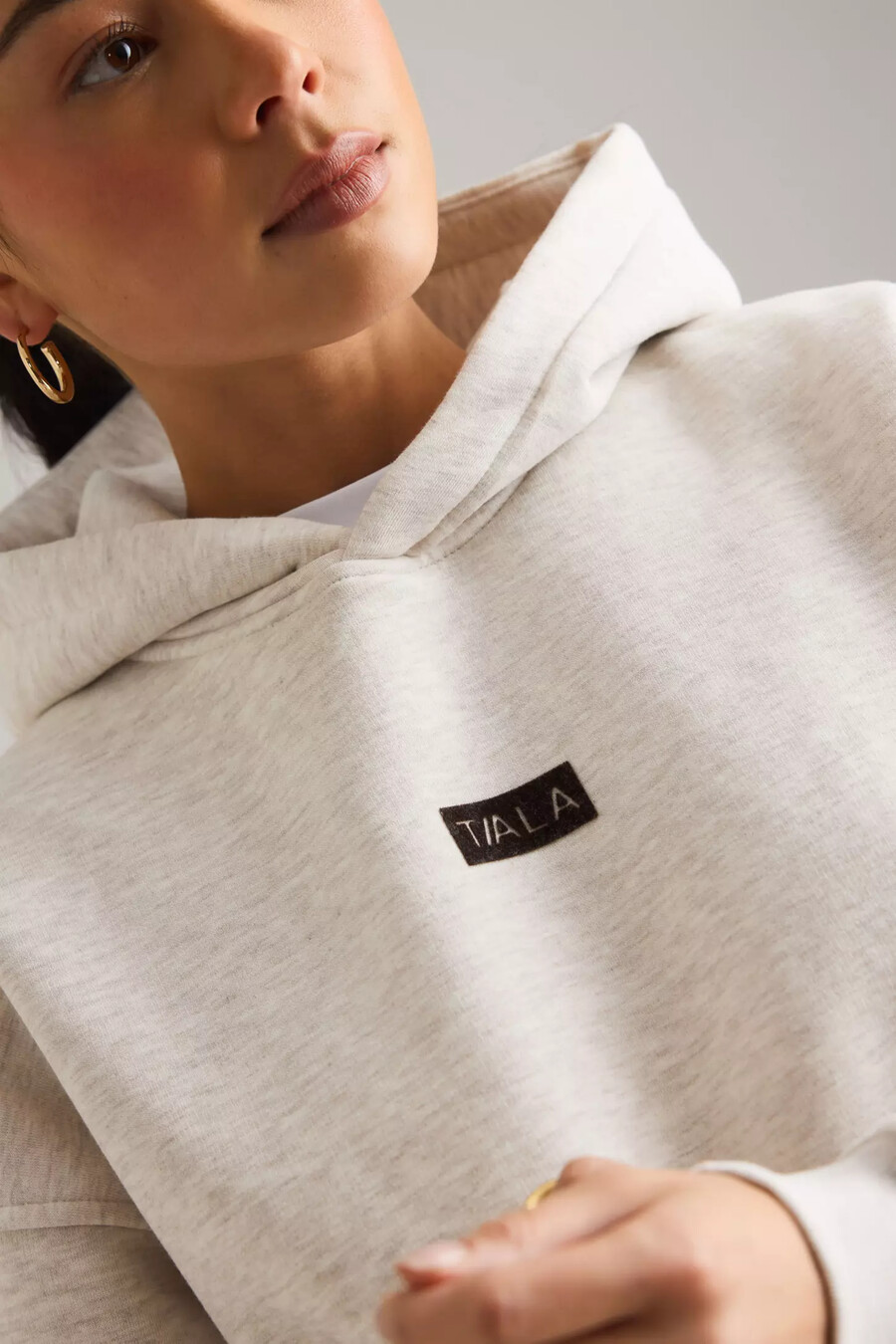 felpa con cappuccio oversize con grafica tala outdoors