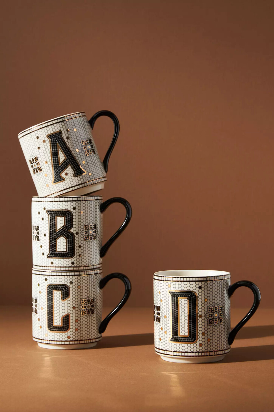 tazza con monogramma margot piastrellata da bistrot