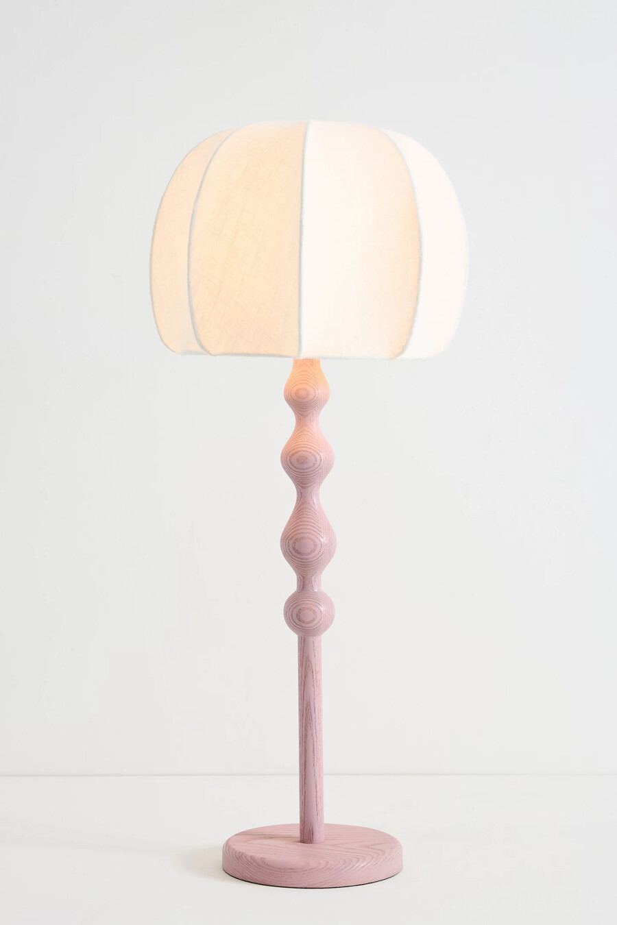lampada da tavolo in legno di grandi dimensioni rivisitata da lala