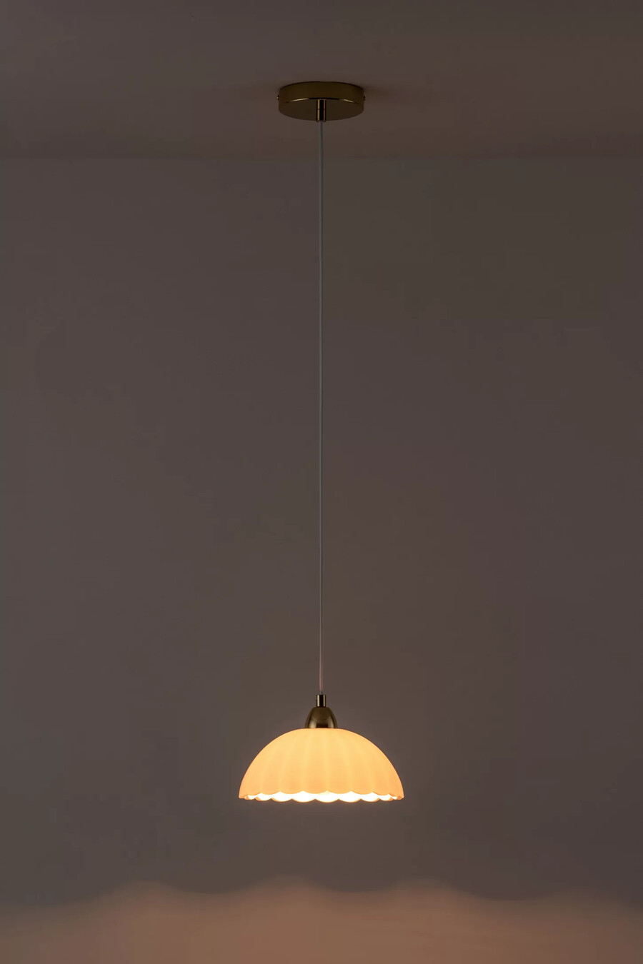 lampada da soffitto a sospensione in vetro a forma di fiore di houseof