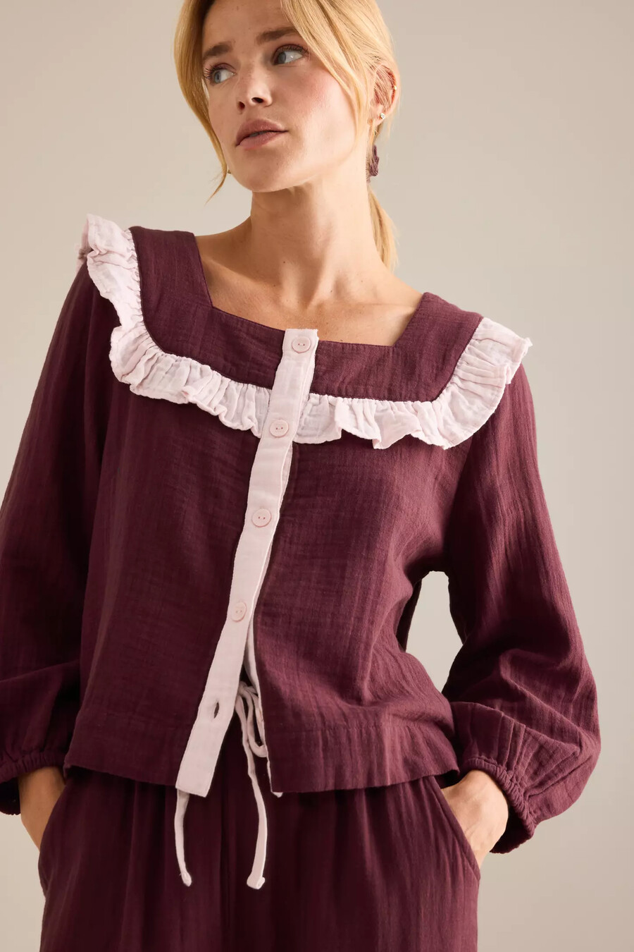 set pigiama tbco in cotone con volant lungo