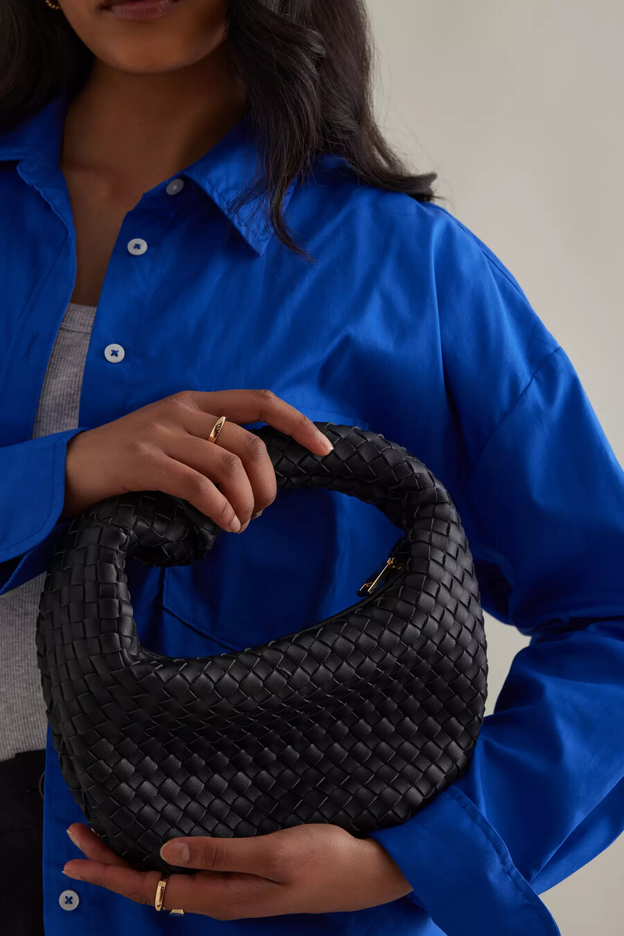 borsa a tracolla in similpelle intrecciata larissa di melie bianco