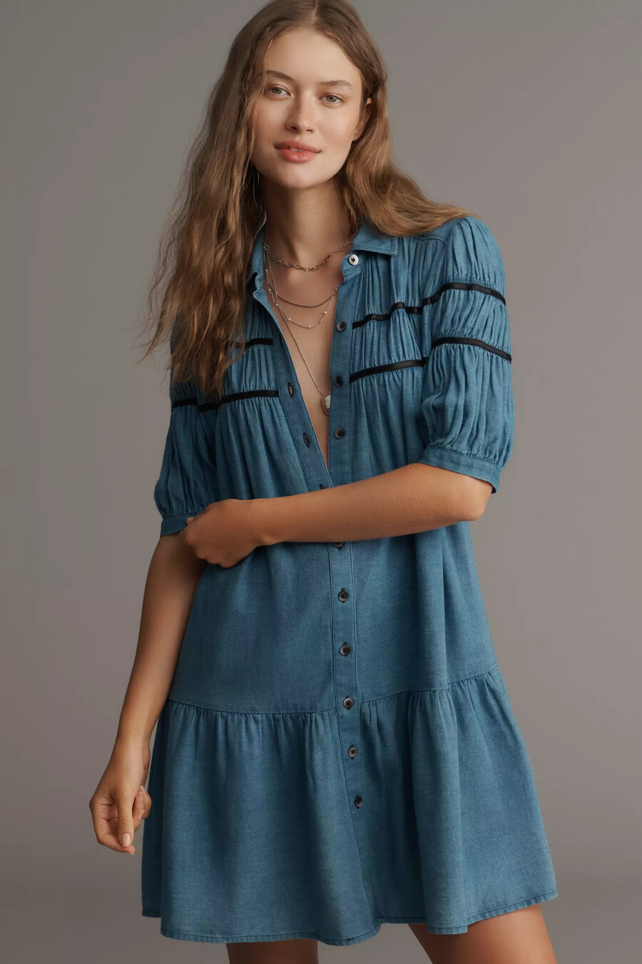 il mini abito con arricciatura leandra di maeve