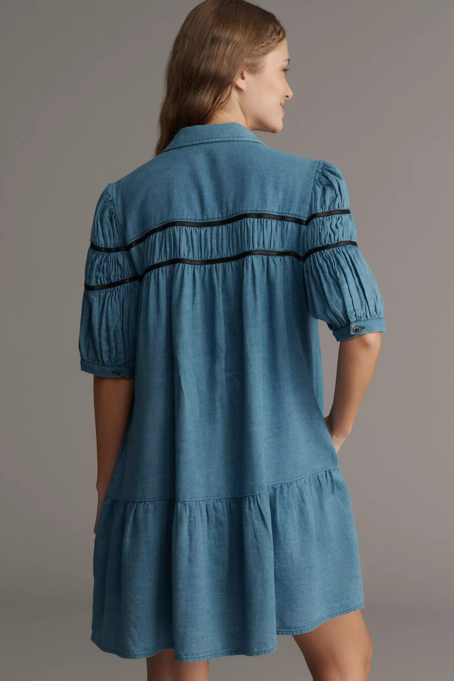 il mini abito con arricciatura leandra di maeve