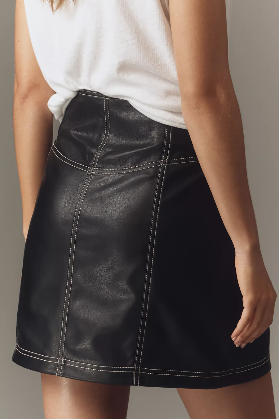 minigonna con corsetto pilcro