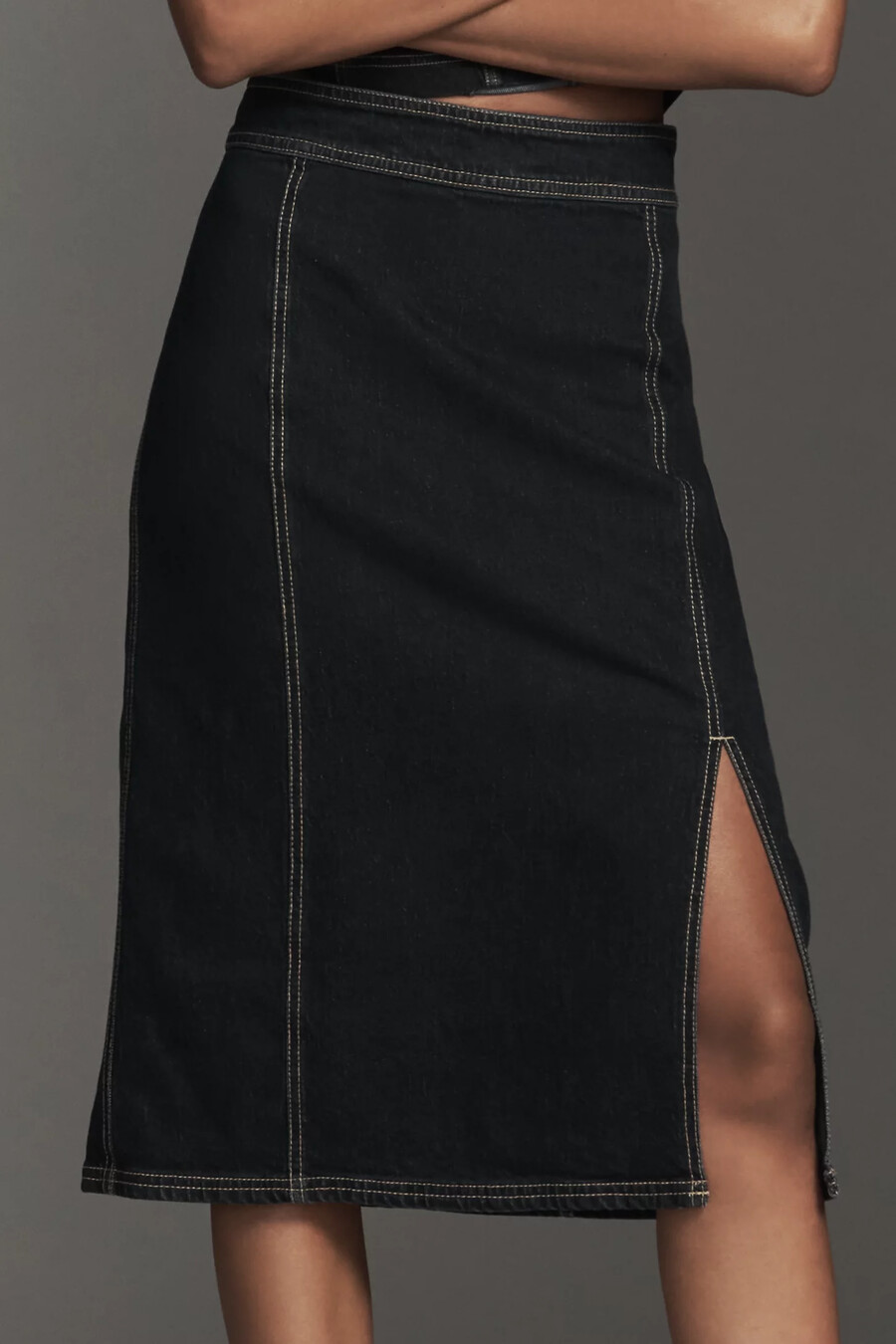 gonna midi in denim con spacchi laterali e cuciture pilcro
