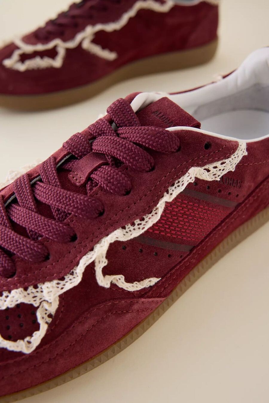 scarpe da ginnastica in pelle lavorata alluncinetto alohas tb.490 rife