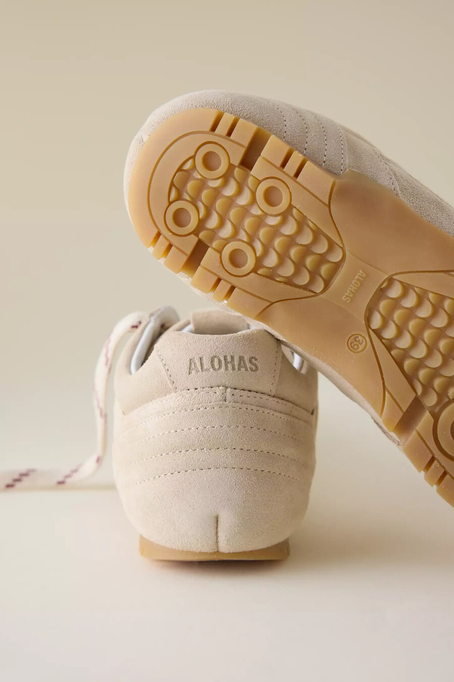 sneakers in pelle scamosciata color crema alohas tb.56