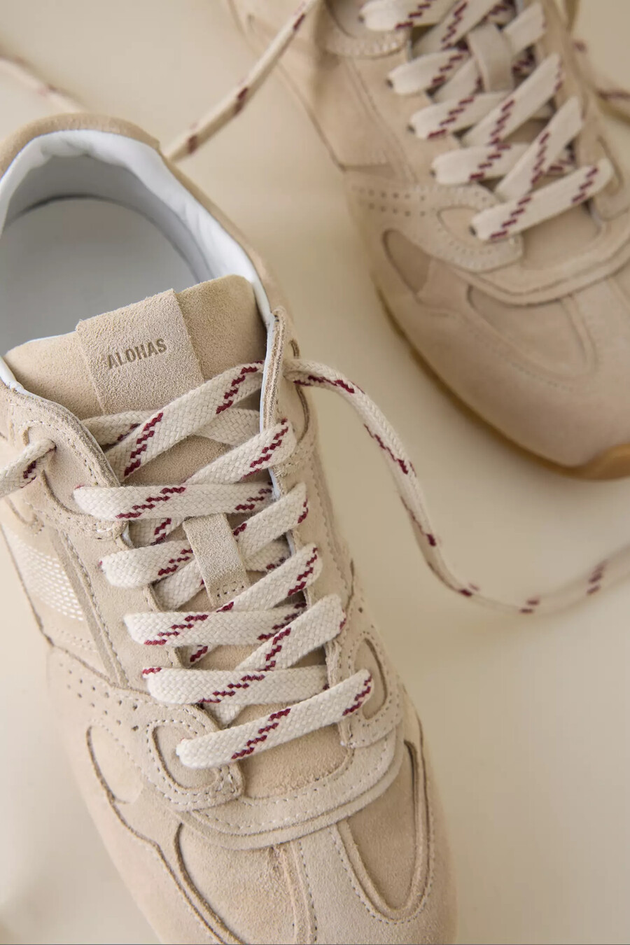sneakers in pelle scamosciata color crema alohas tb.56