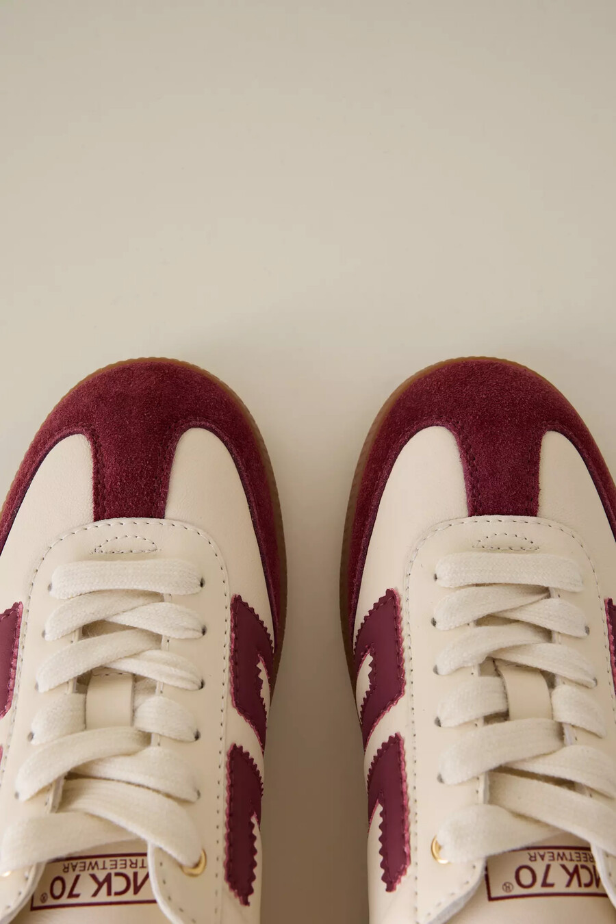 indietro 70 cloud trainers