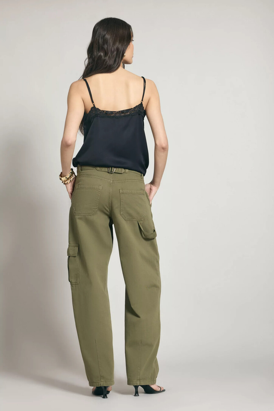 pantaloni cargo a botte di anthropologie
