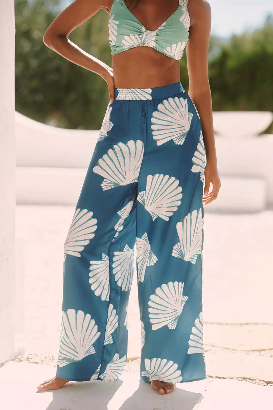 pantaloni a gamba larga e vita alta celandine the beach club