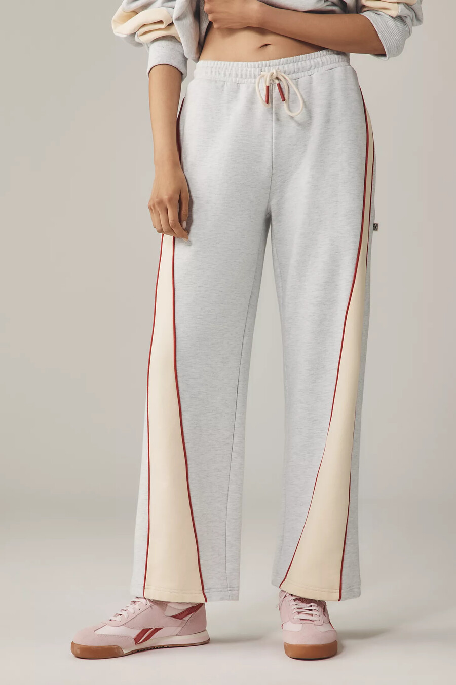pantaloni sportivi araminta james malta